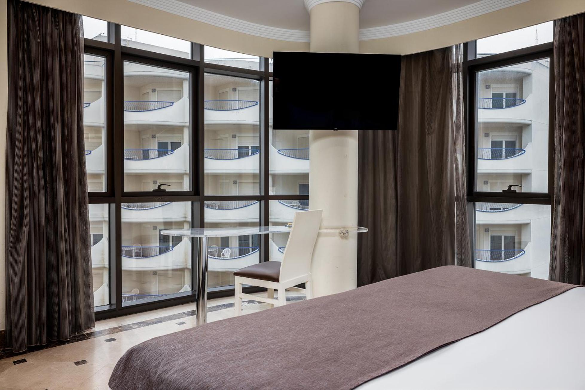 Hotel Spa Cadiz Plaza (Adults Only) Exterior photo